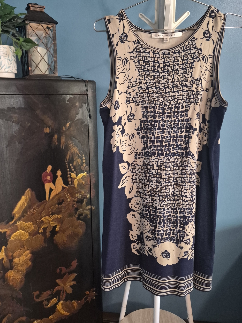 Max Studio Sleeveless Dress Mini Floral